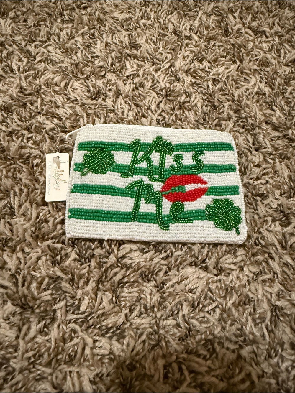 Beaded 'Kiss Me' Green & White Wristlet Pouch